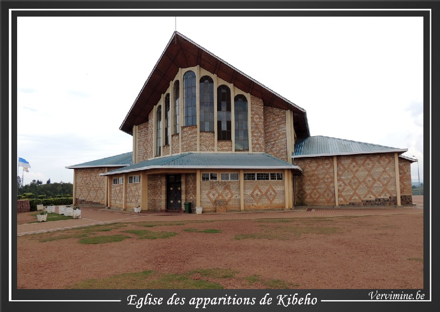 71-sanctuaire-kibeho-3-1300pix2